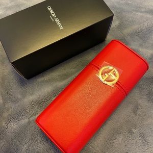 Giorgio Armani SÌ perfume case